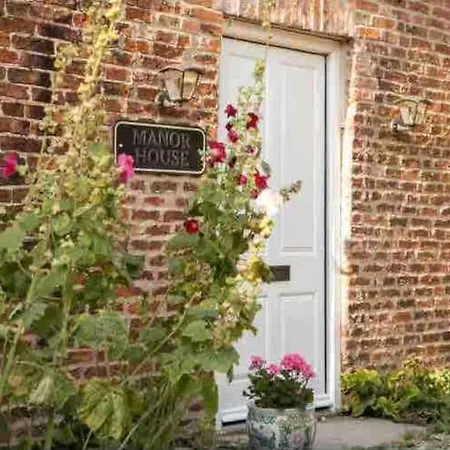 Stunning 4 Bedroom Farm House York
