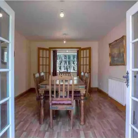 Stunning 4 Bedroom * York